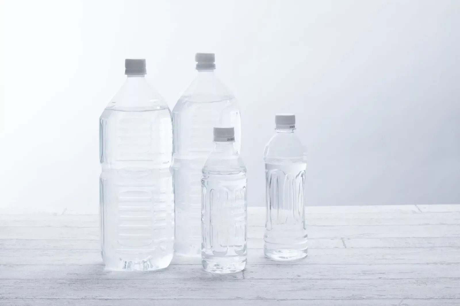 備蓄用のミネラルウォーター